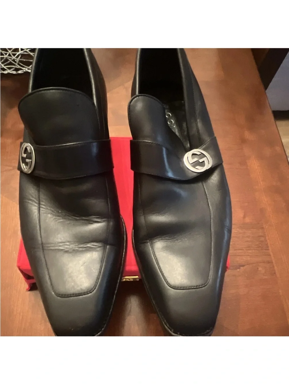 Gucci classic black
